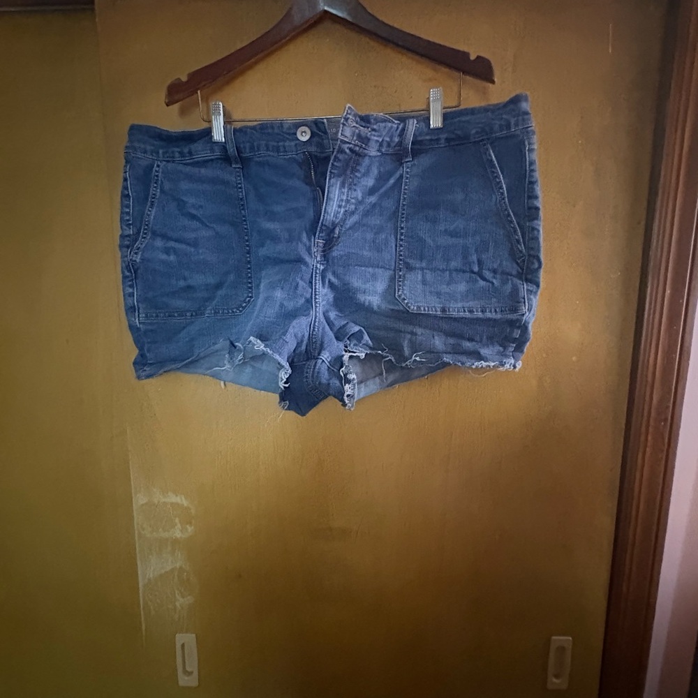 Torrid Dark Blue Jean cut off Shorts
